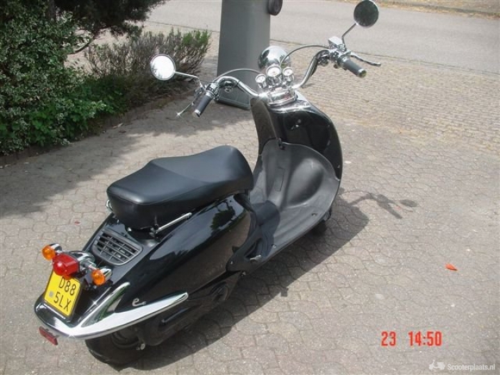 Ebretti 518 E-scooter zwart